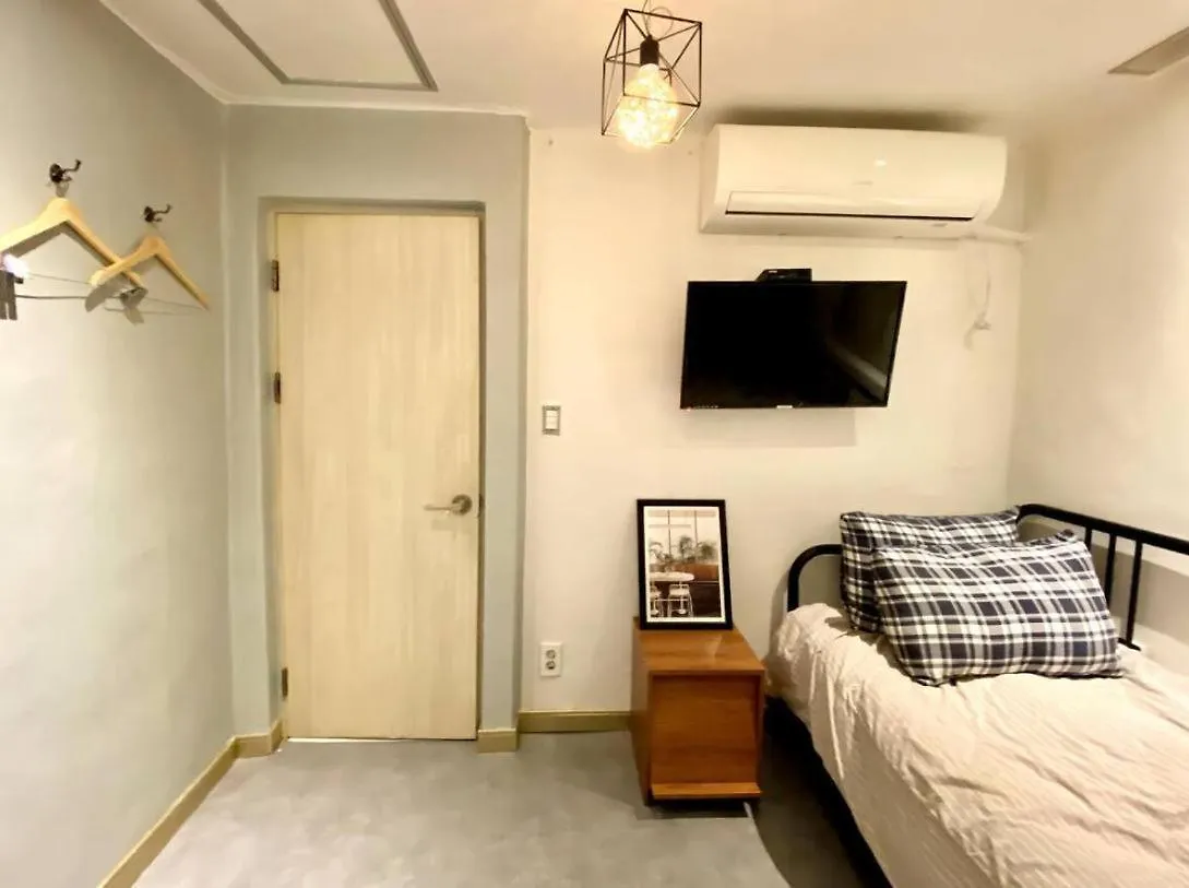 Maison Yongsan Myeongdon Hotel 首爾 0*,  韩国